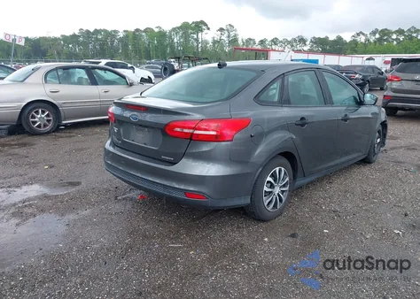 2016 Ford Focus S from USA, damaged, VIN 1FADP3E20GL335170